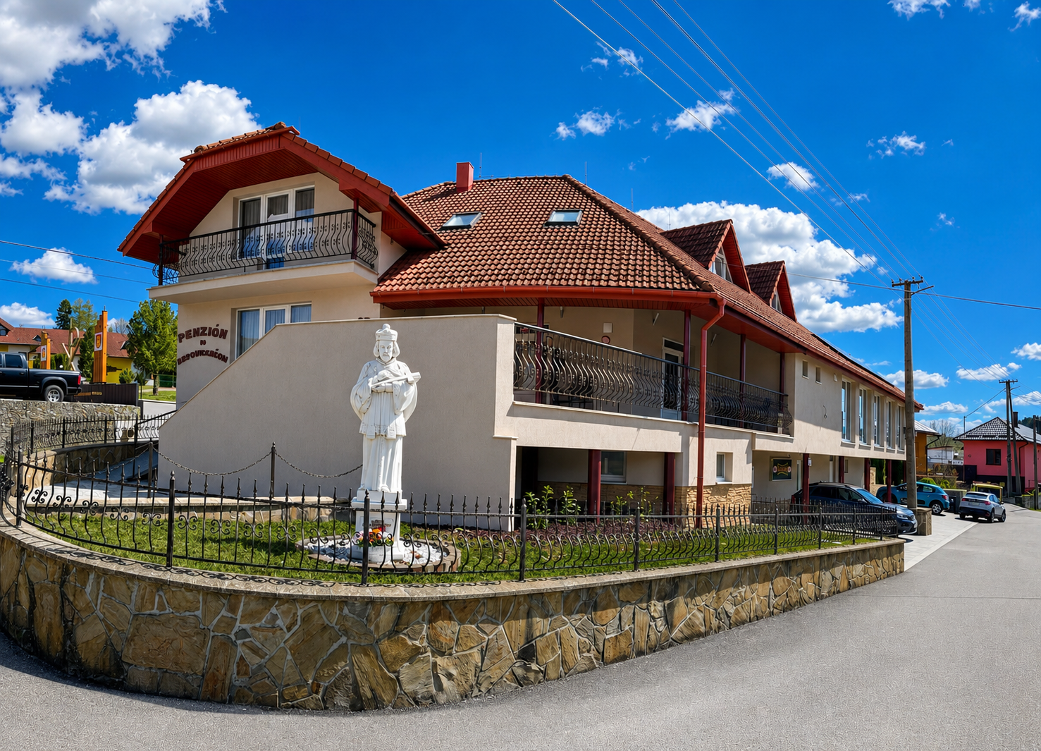 Exteriér Penziónu u Nepomuckého